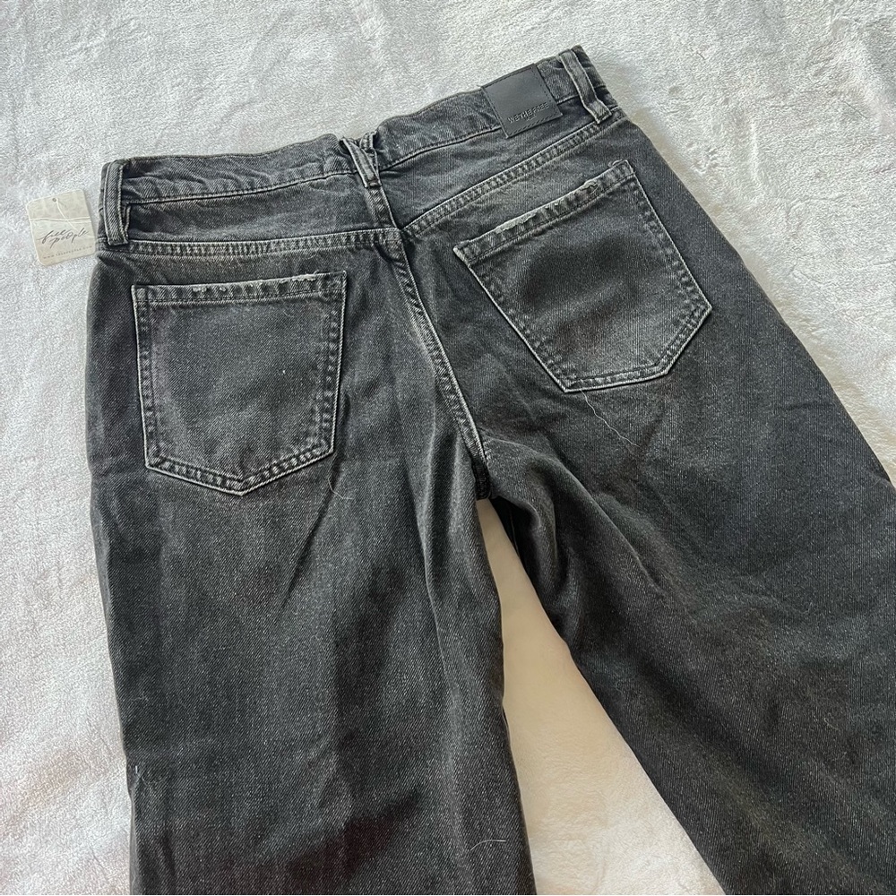 Free People NWT Lucia Low Rise Ankle Crop Jeans - Picture 6 of 9